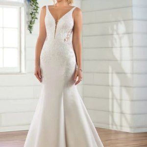 Essence of Australia D2832 Fit and Flare Wedding Dress